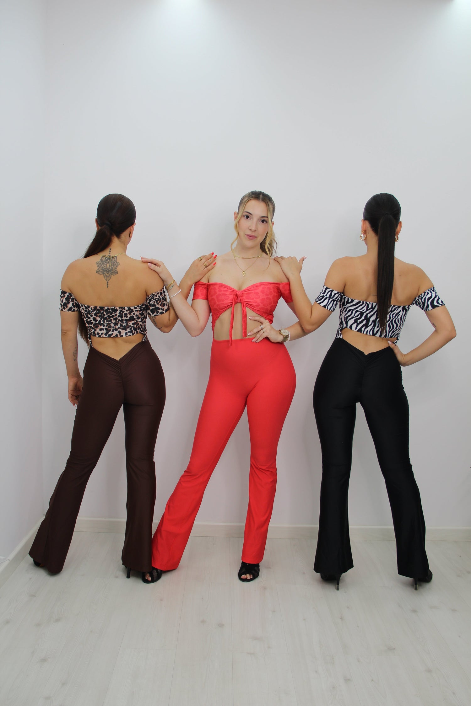 Cambré Collection