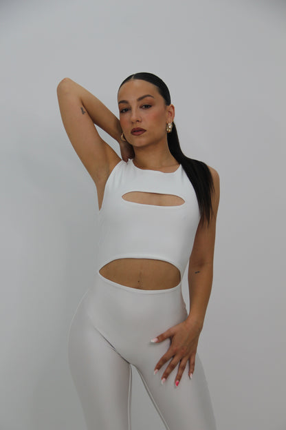 Parte superior del mono cruzado blanco de Rittmo, escote elegante y ajuste perfecto para baile bachata